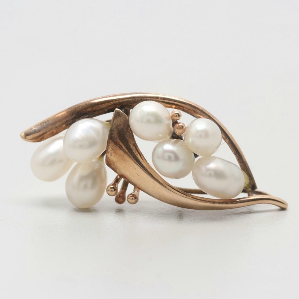 10K Yellow Gold Cultured Pearl Pendant